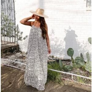 EASEL Pleated Floral Print Maxi Dress Womens M Ivory Blue Boho Cottagecore Flowy